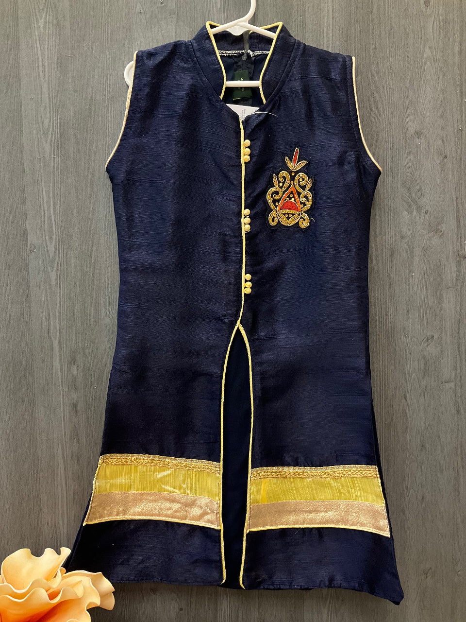 Indian Kids dress size 26 image 2