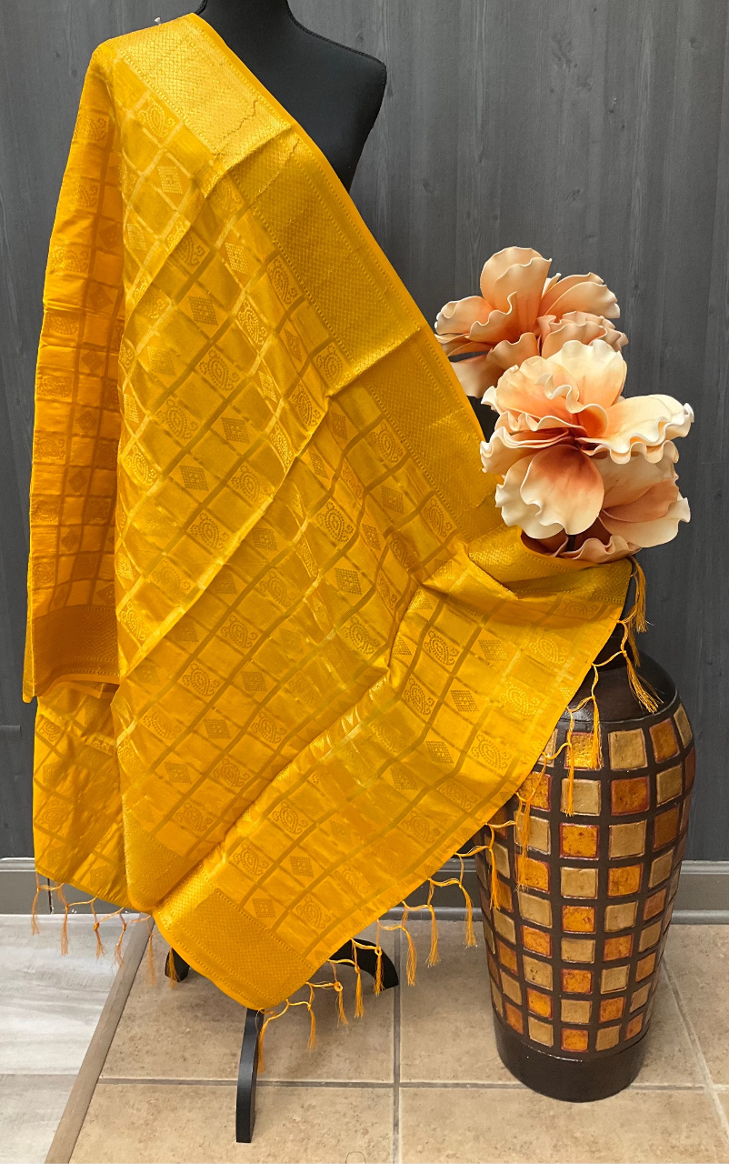 Banarasi Dupatta - Three Vibrant Colors Silk Duppattas image 2