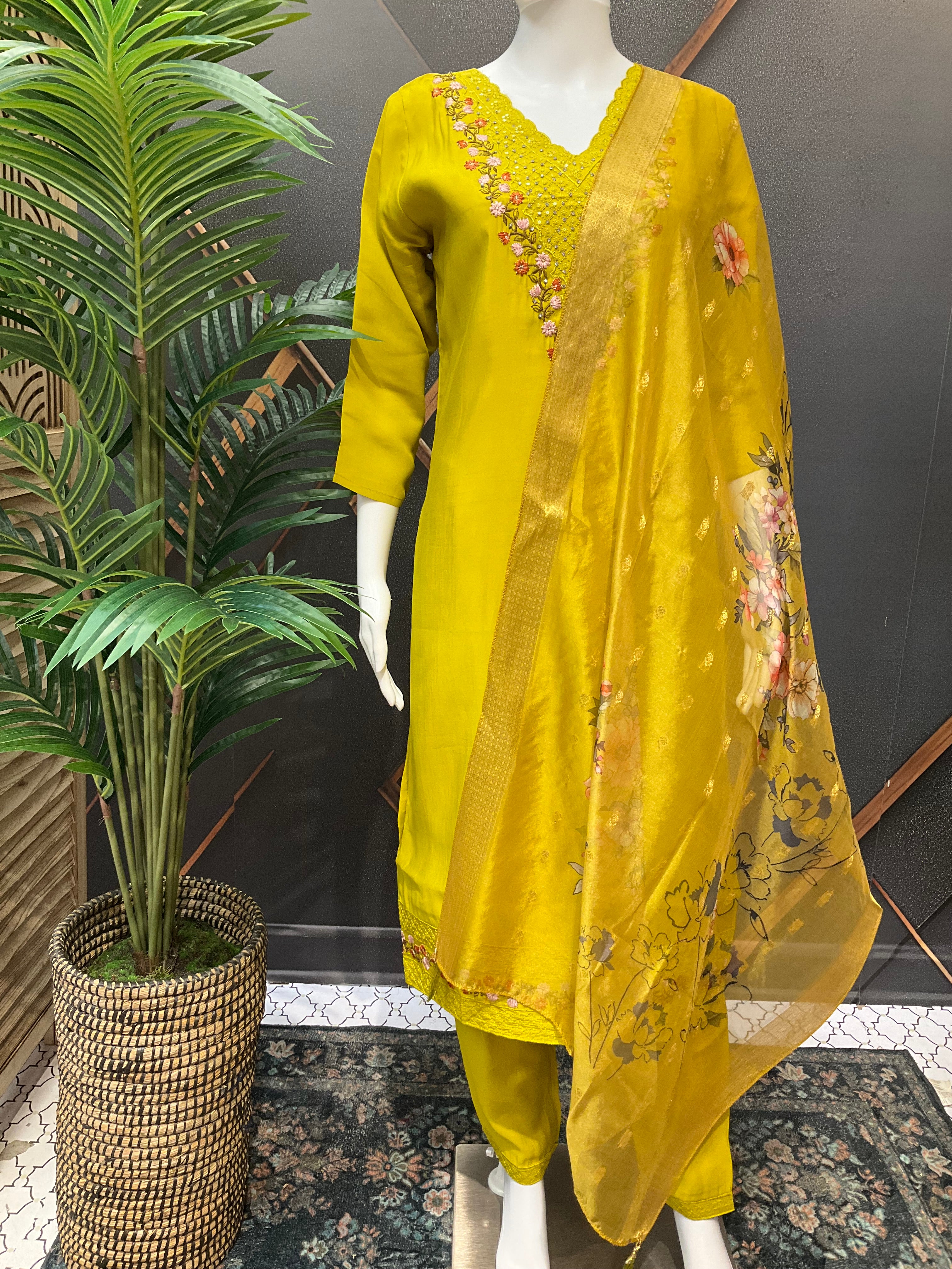 Size 38-Green - Roman Silk Chudidhar/Kurti set with Digital Print Dupatta