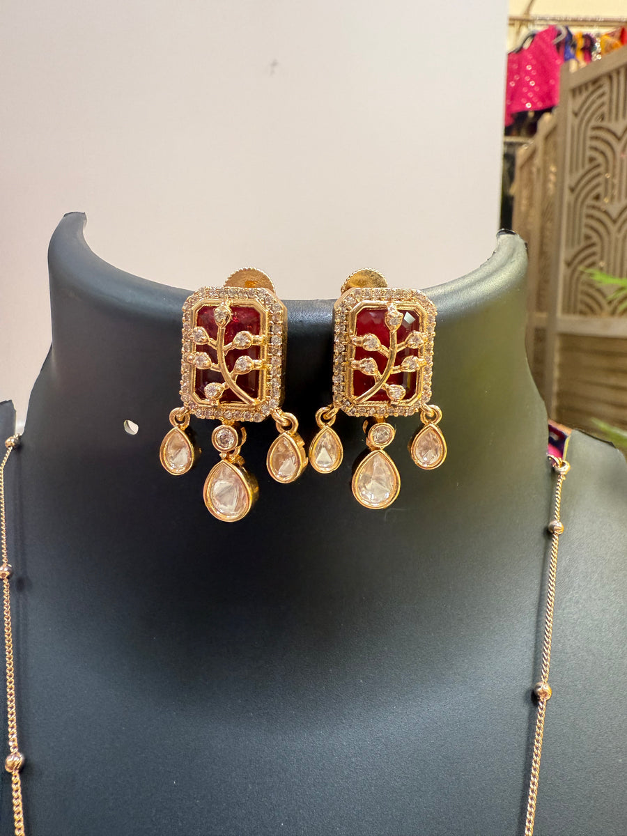 Chain with Kundan pendant set(Red Stone)