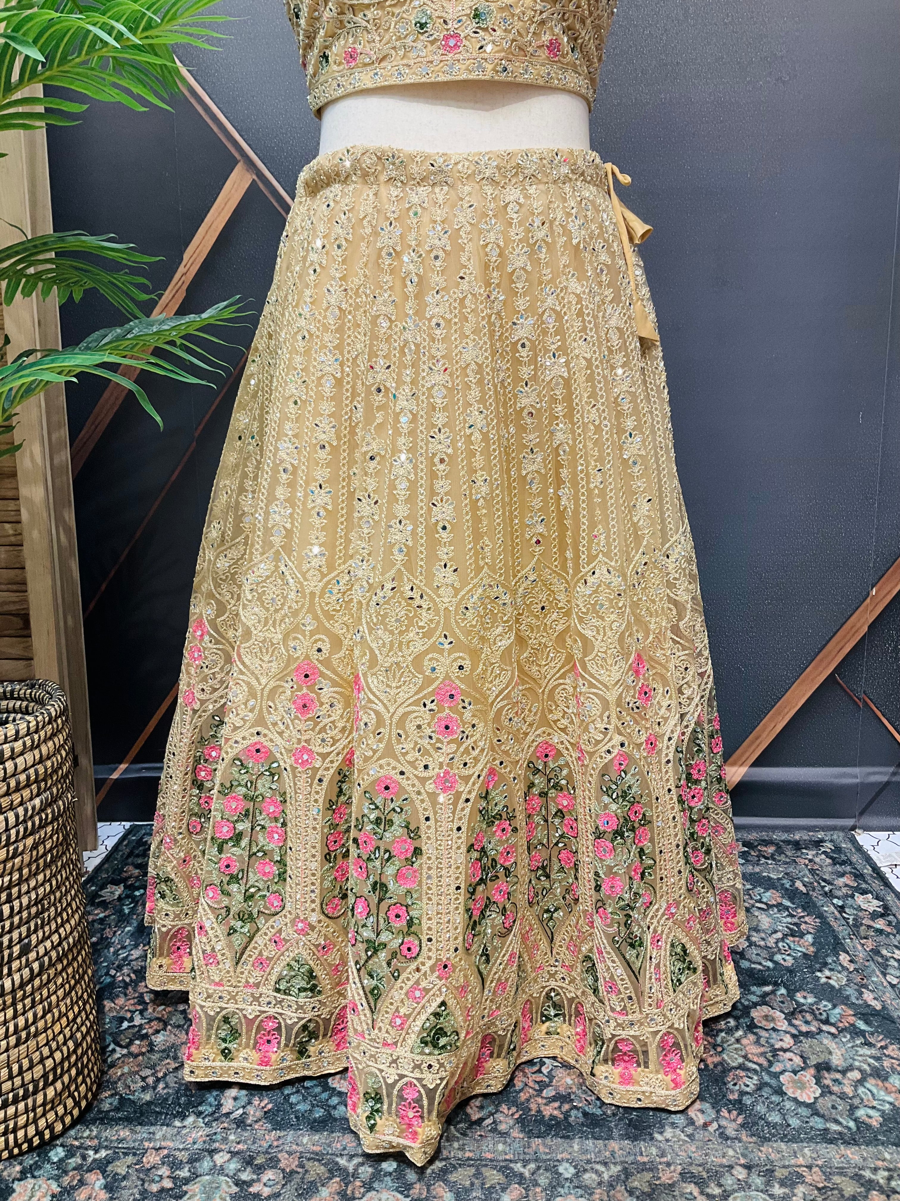 Plus size party wear lehanga