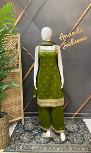 Women’s Mehendi Green Sleeveless Kurti Set