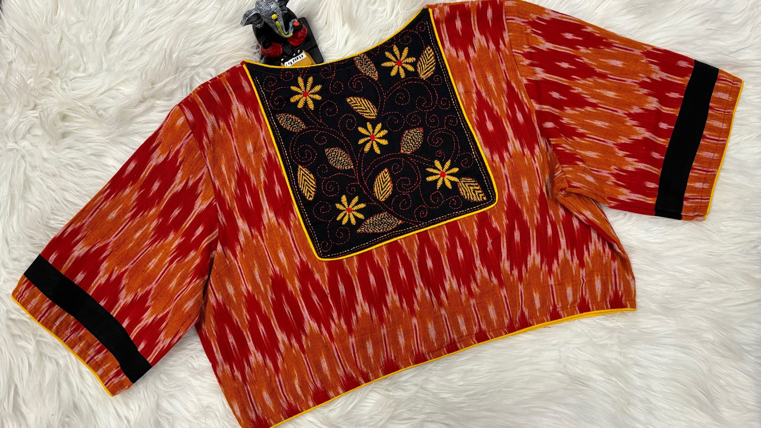 Pure cotton Ikkat Print Linning blouse - Size 40/42 image 1