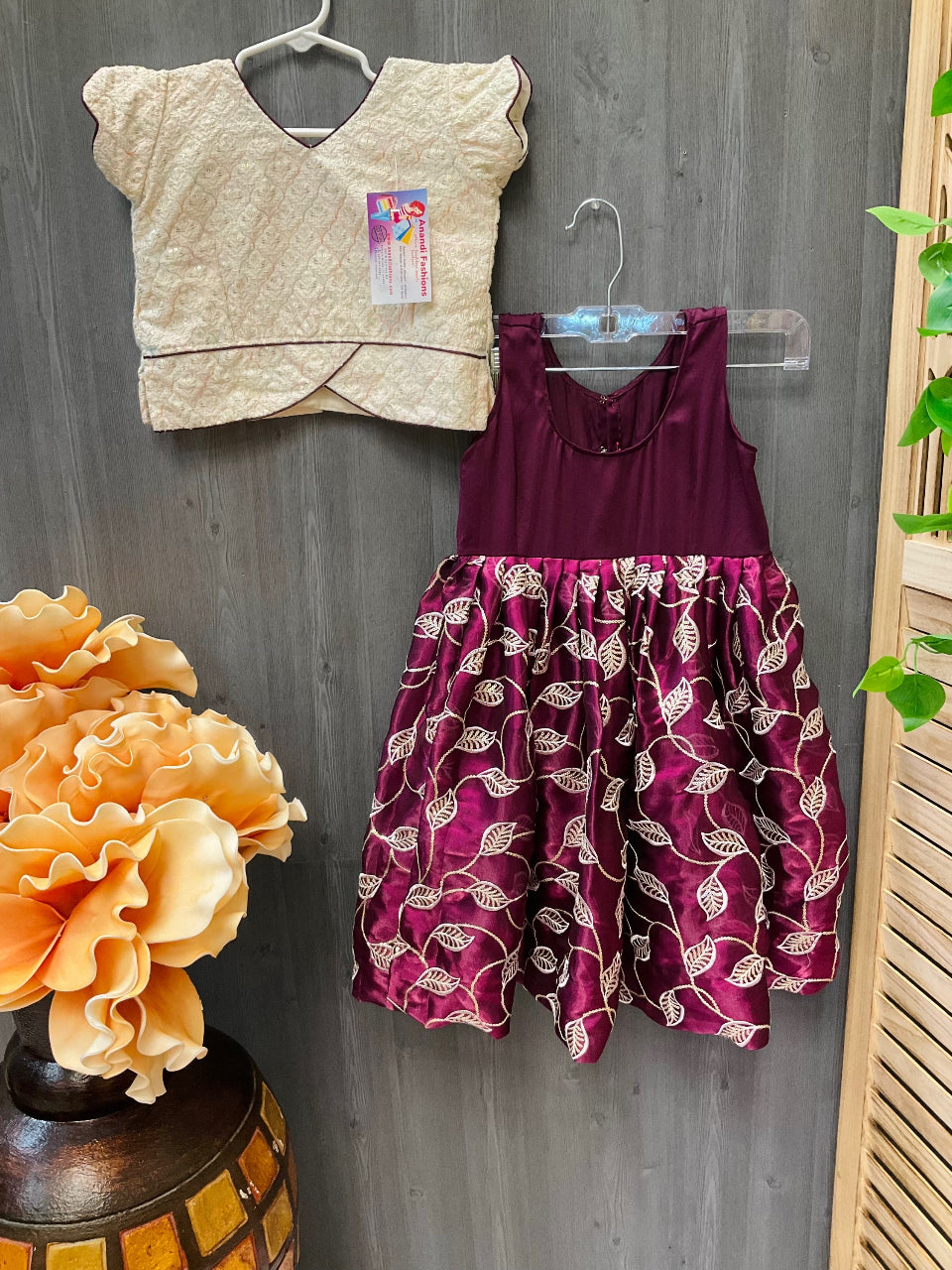 Indian Kids dress with skirt and top fits 4-5  years image 0