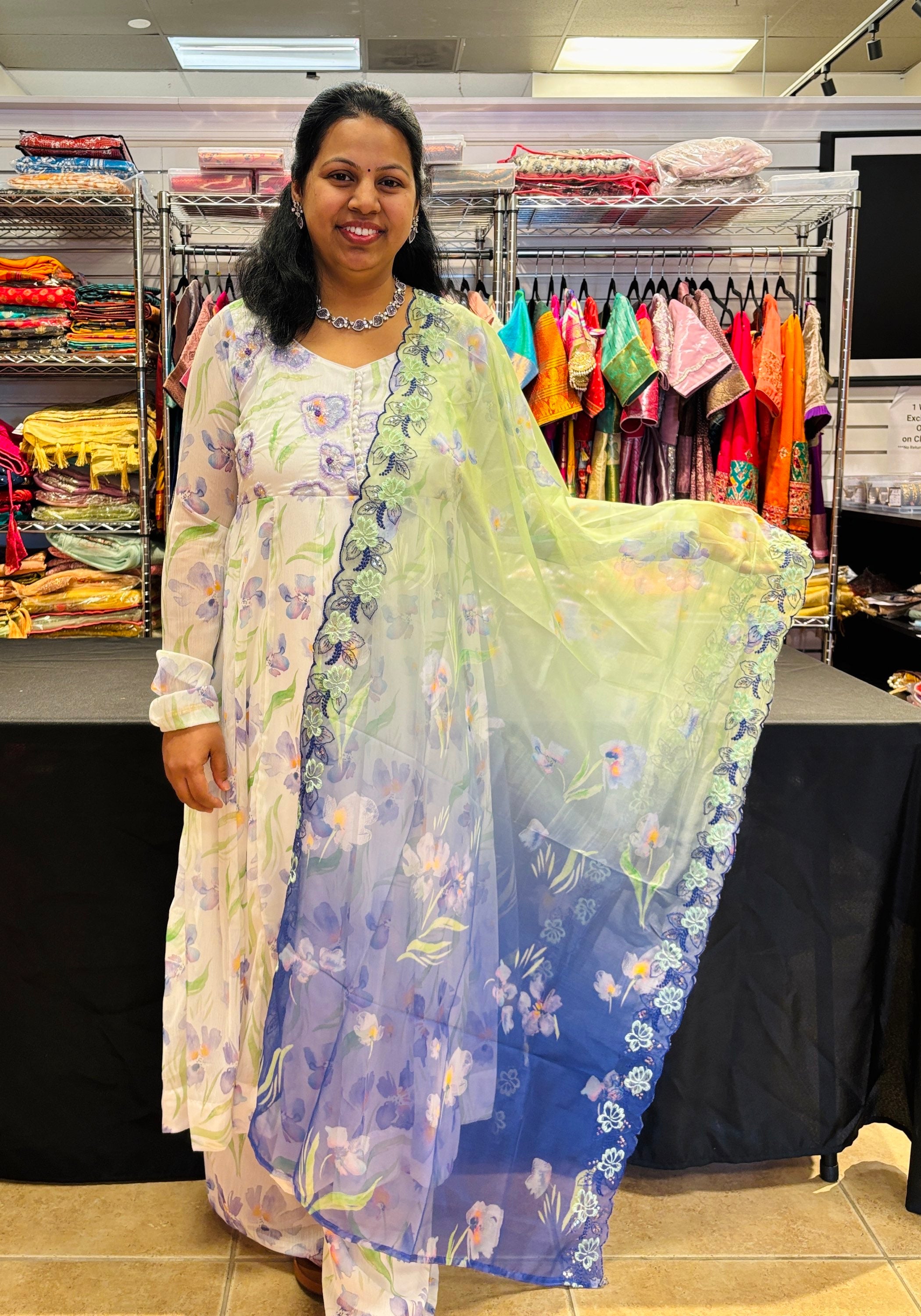 Size 40/US S-Floral Georgette White sharara suit with Purple Organza Dupatta image 0