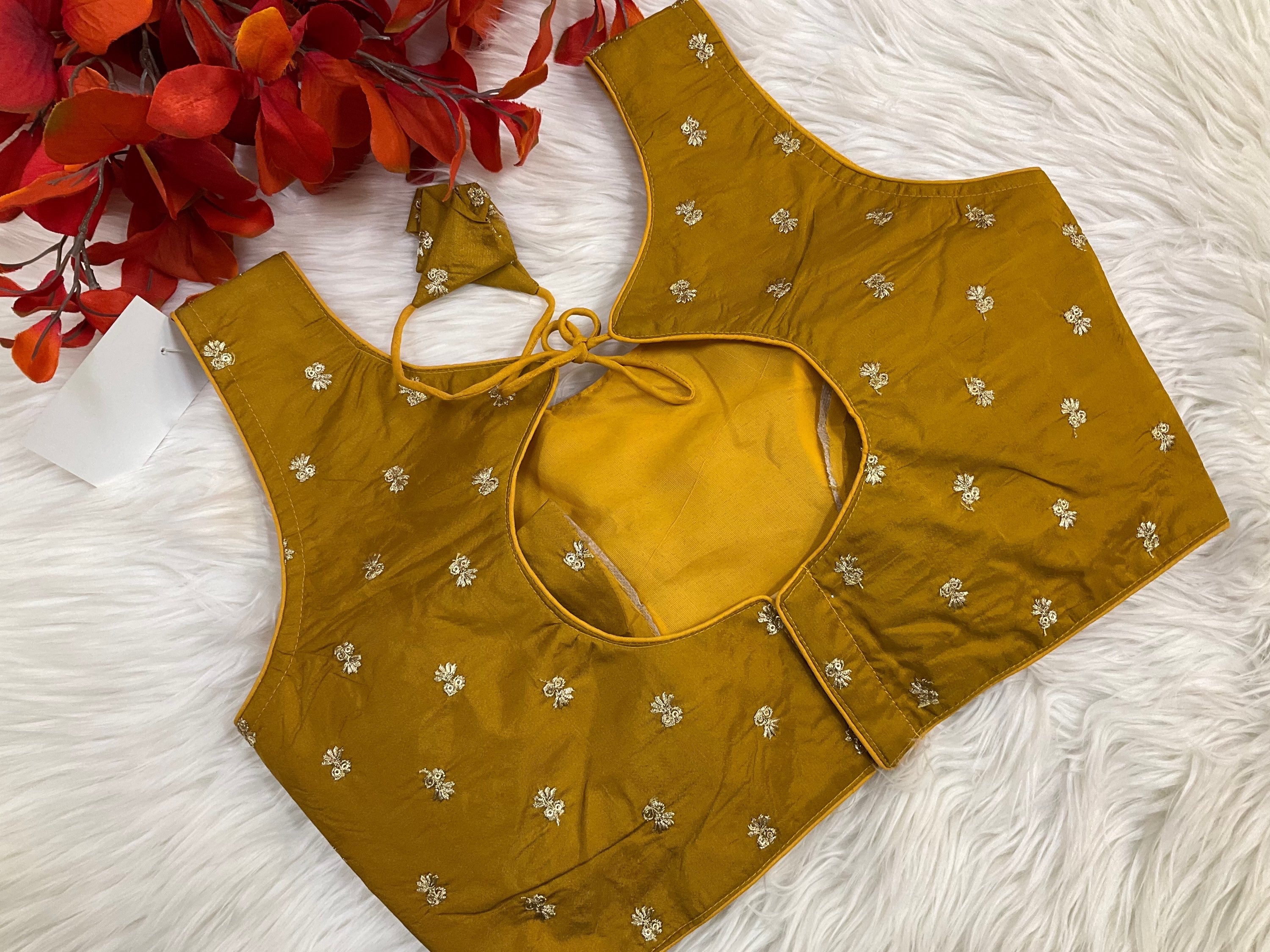 Raw silk blouses with gold work fits size upto 36-42 image 3