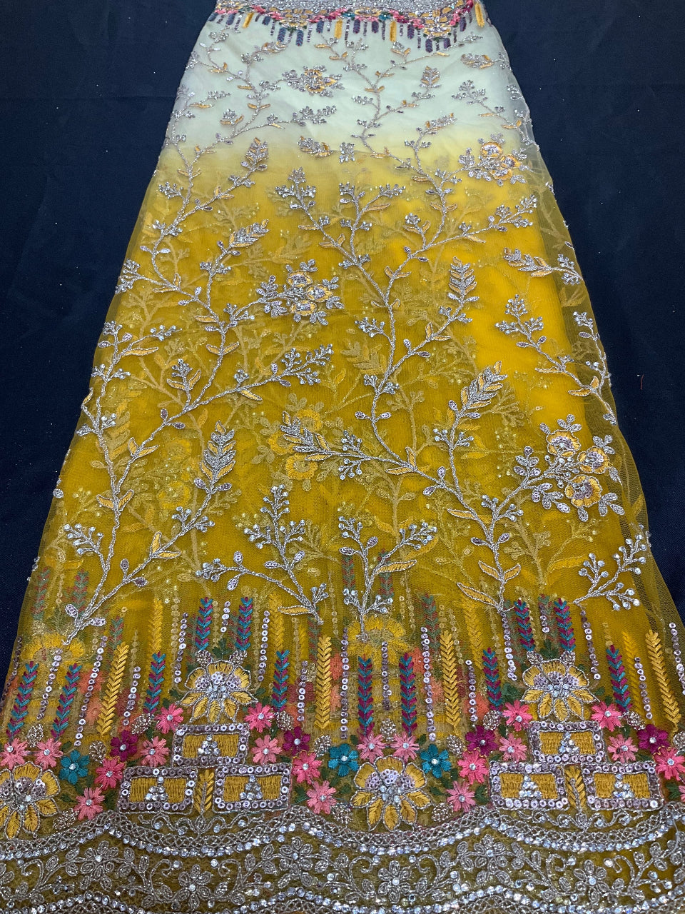 Net Saree - Net heavy party wear saree with shaded image 8