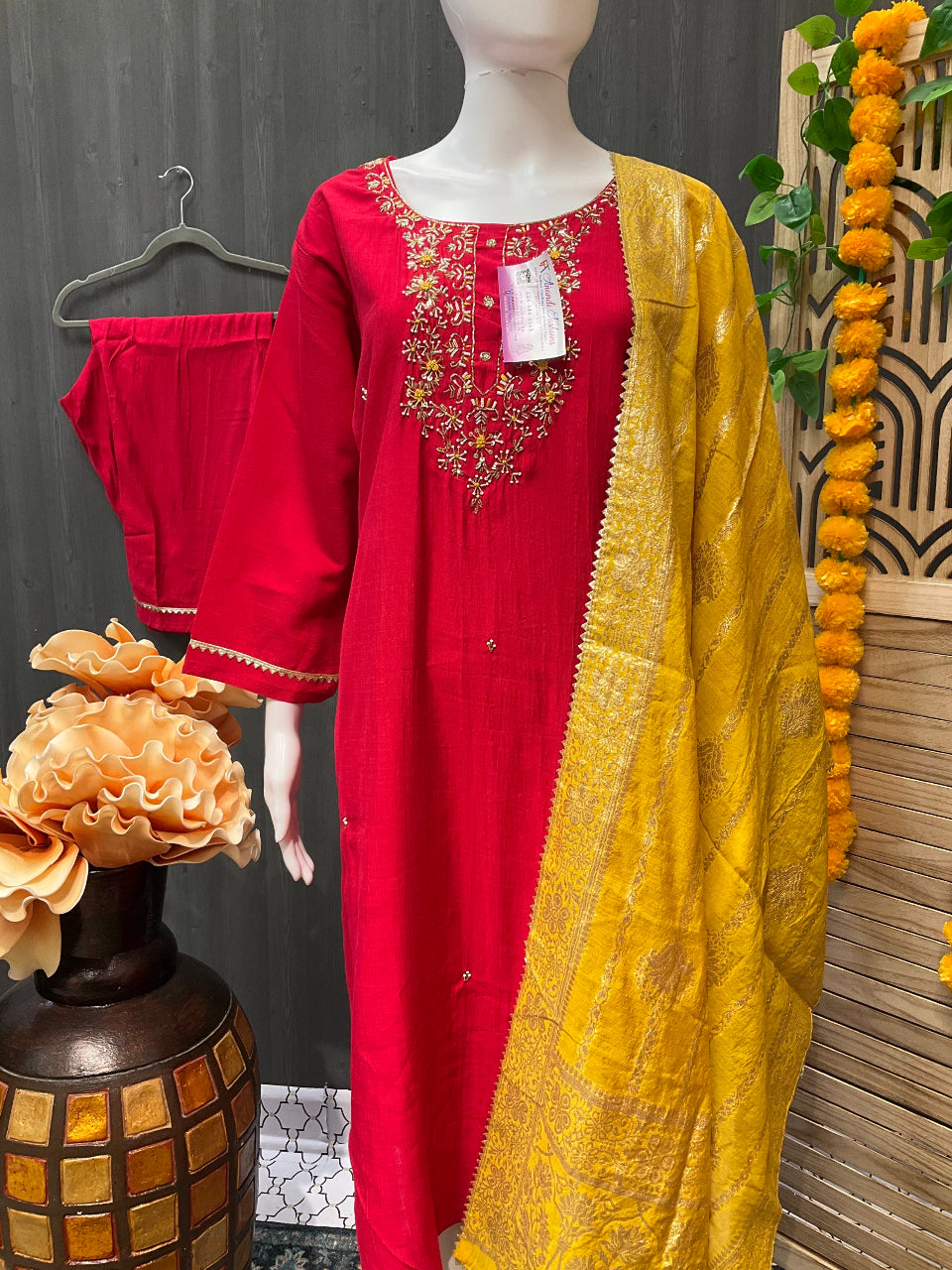 Size 48-Plus Size Party Wear Kurti set with Benaras Dupatta image 0