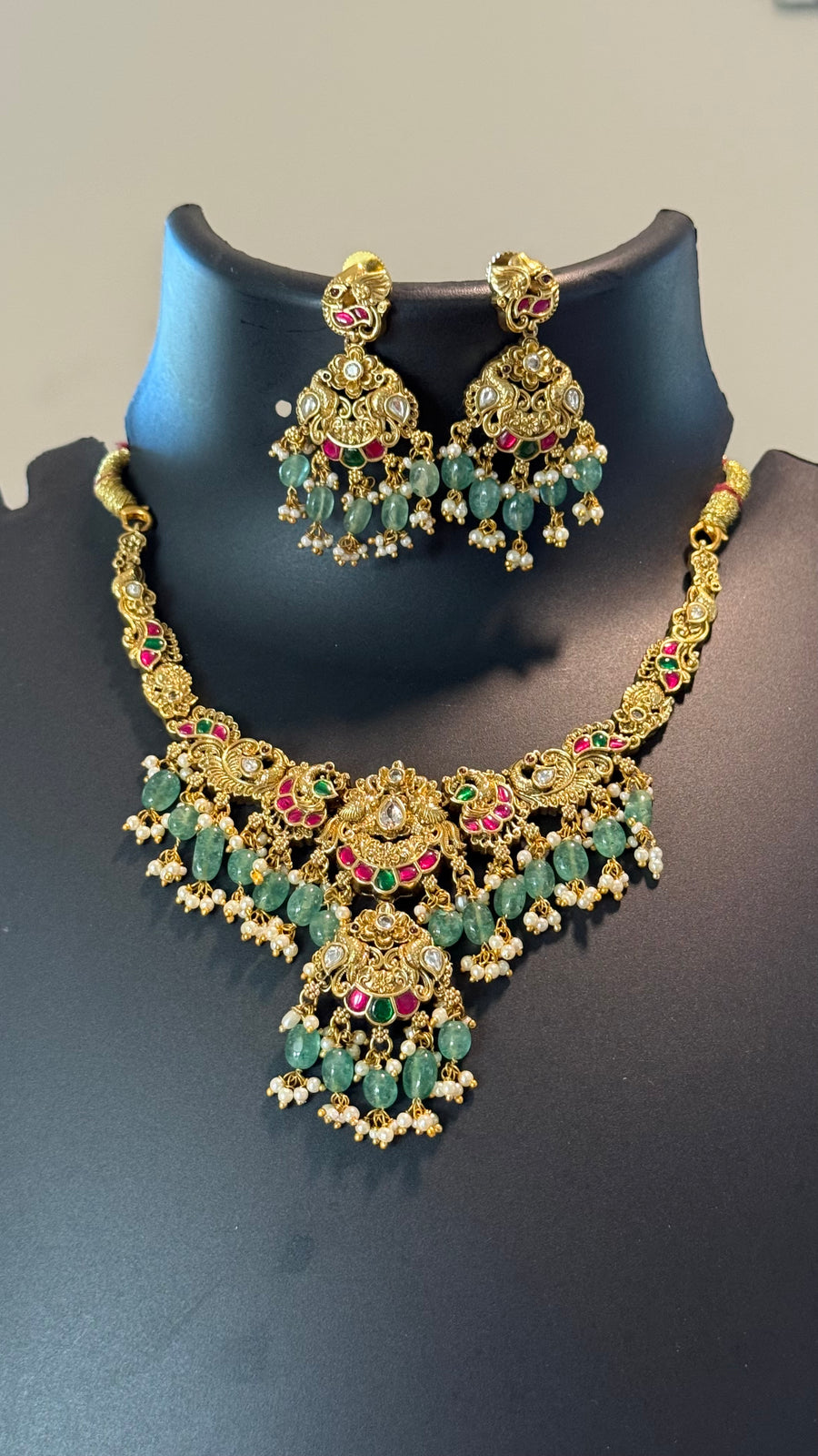 Jadau Kundan Necklace set