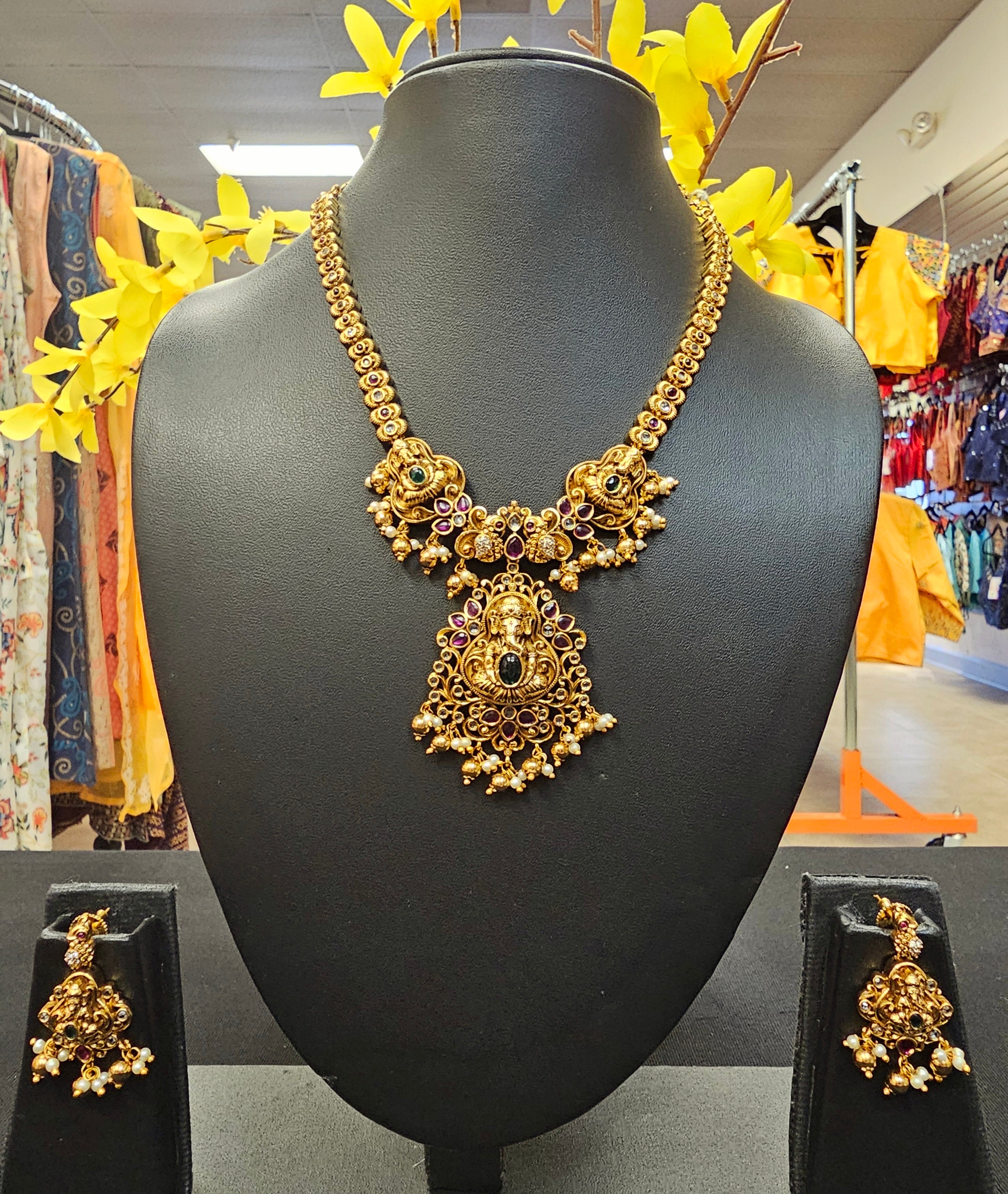 Temple Jewelry- Antique GameShark Design Necklace set image 0