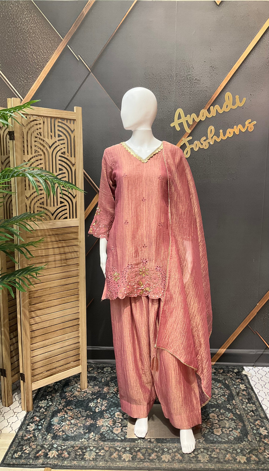 Women’s Onion Pink Parsi Kurti set