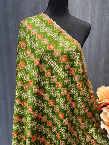Chinon Dupatta - Drape yourself in theVibrant Charm of our Chinon Dupatta