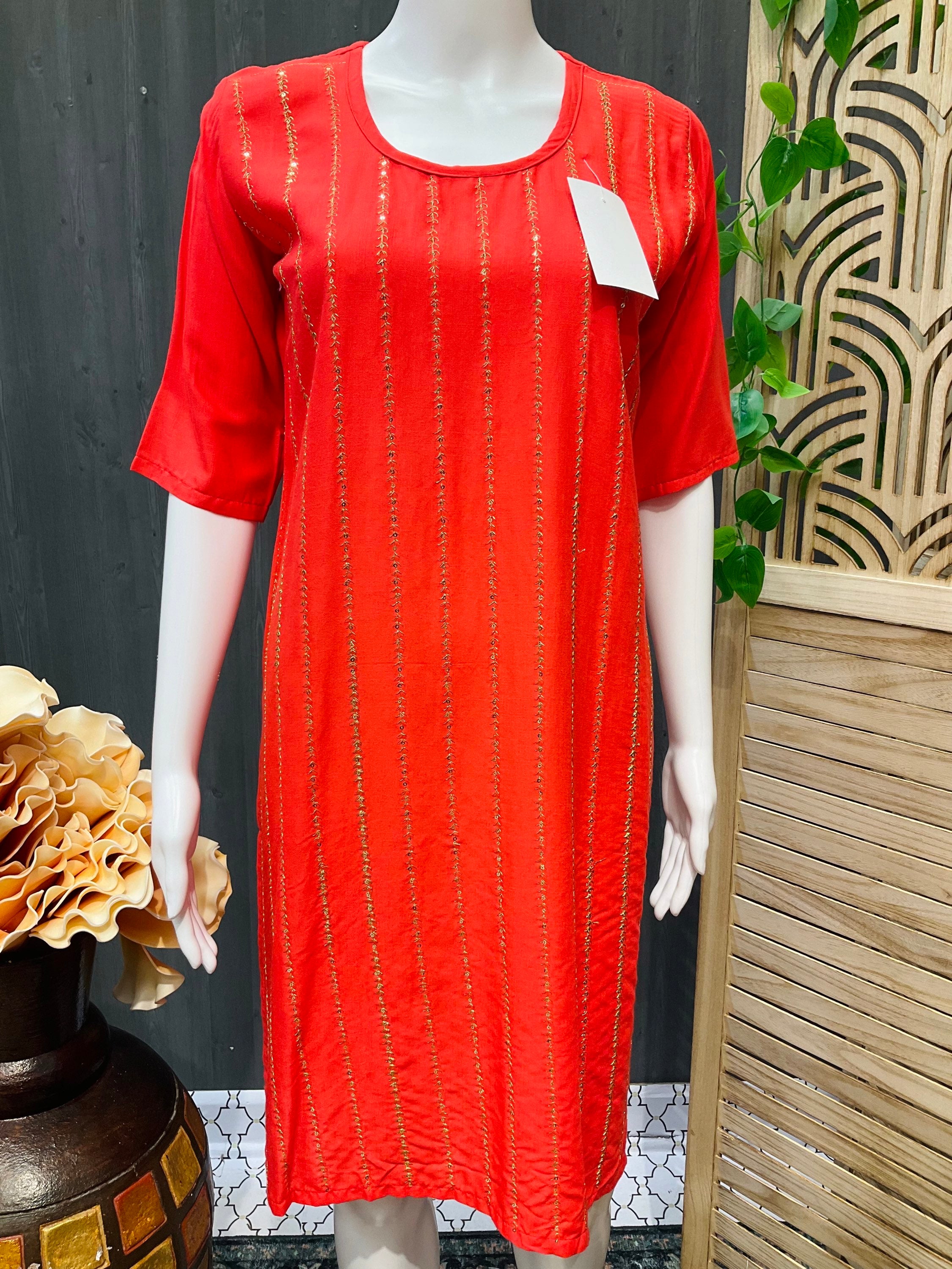 Soft Rayon Kurti with sequin work - Size 38/US XS image 3