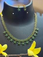 Emerald Necklace Set - Flower Design with Green Stones
