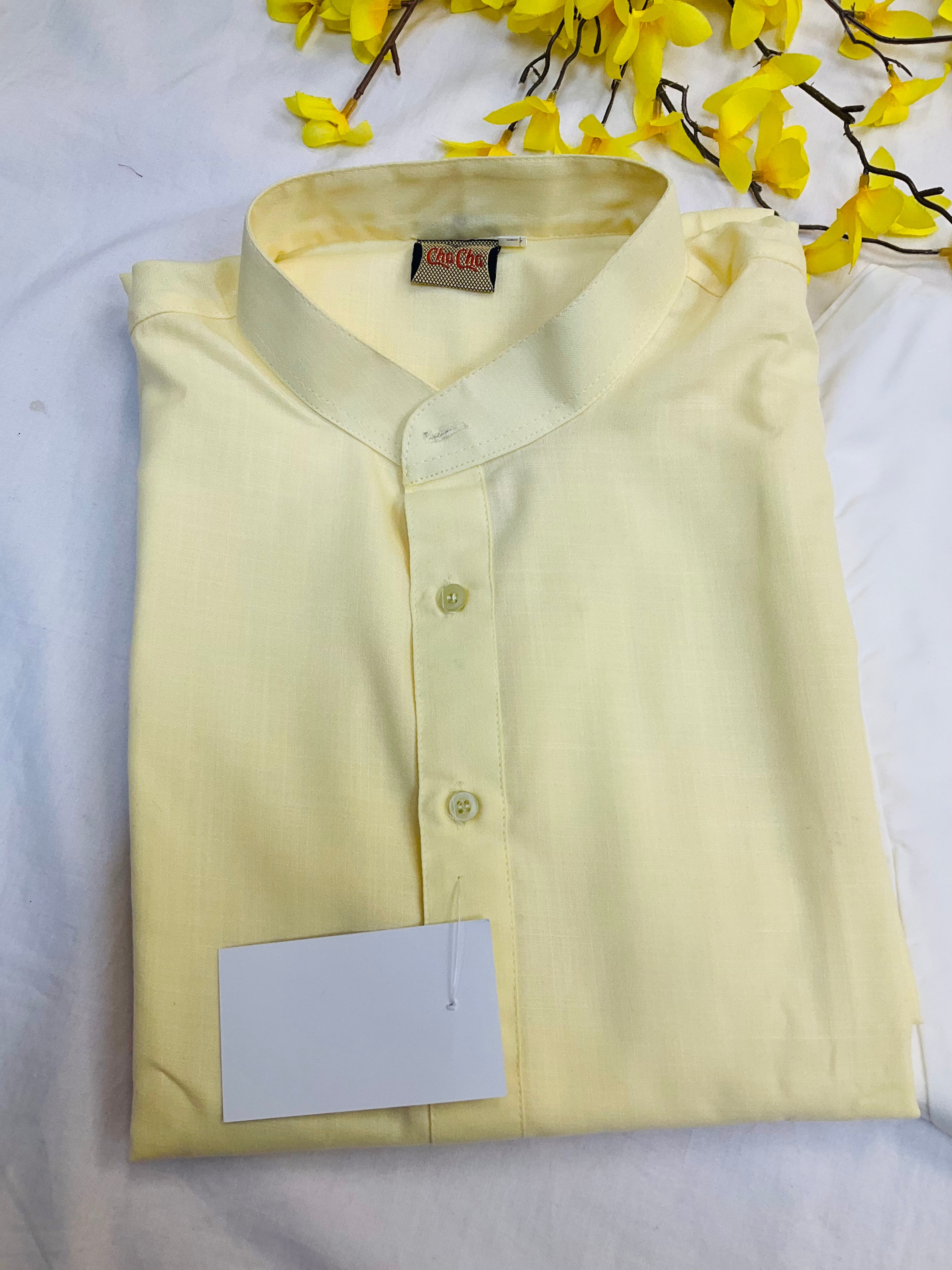 Light yellow kurta set for men in size 44