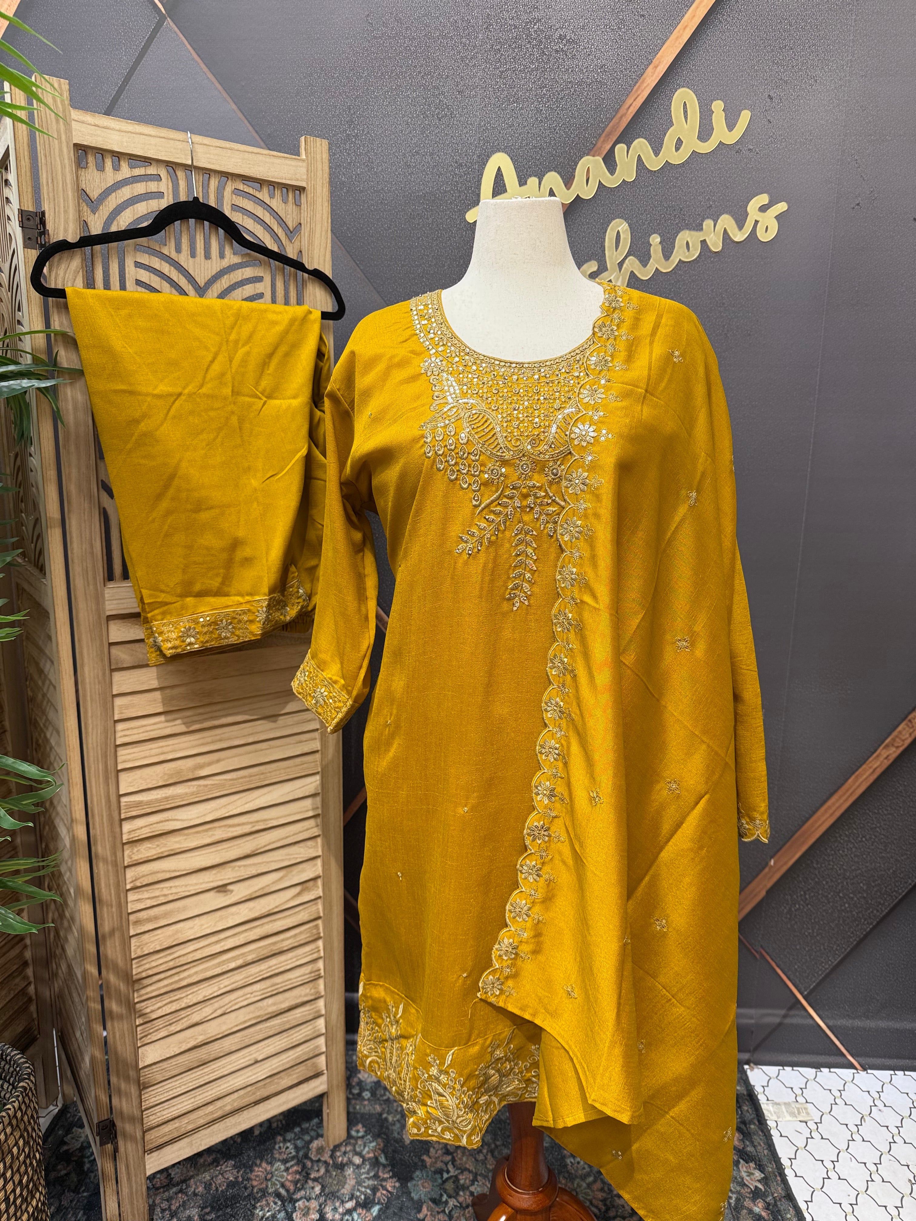 Plus Size - Party Wear Kurti set