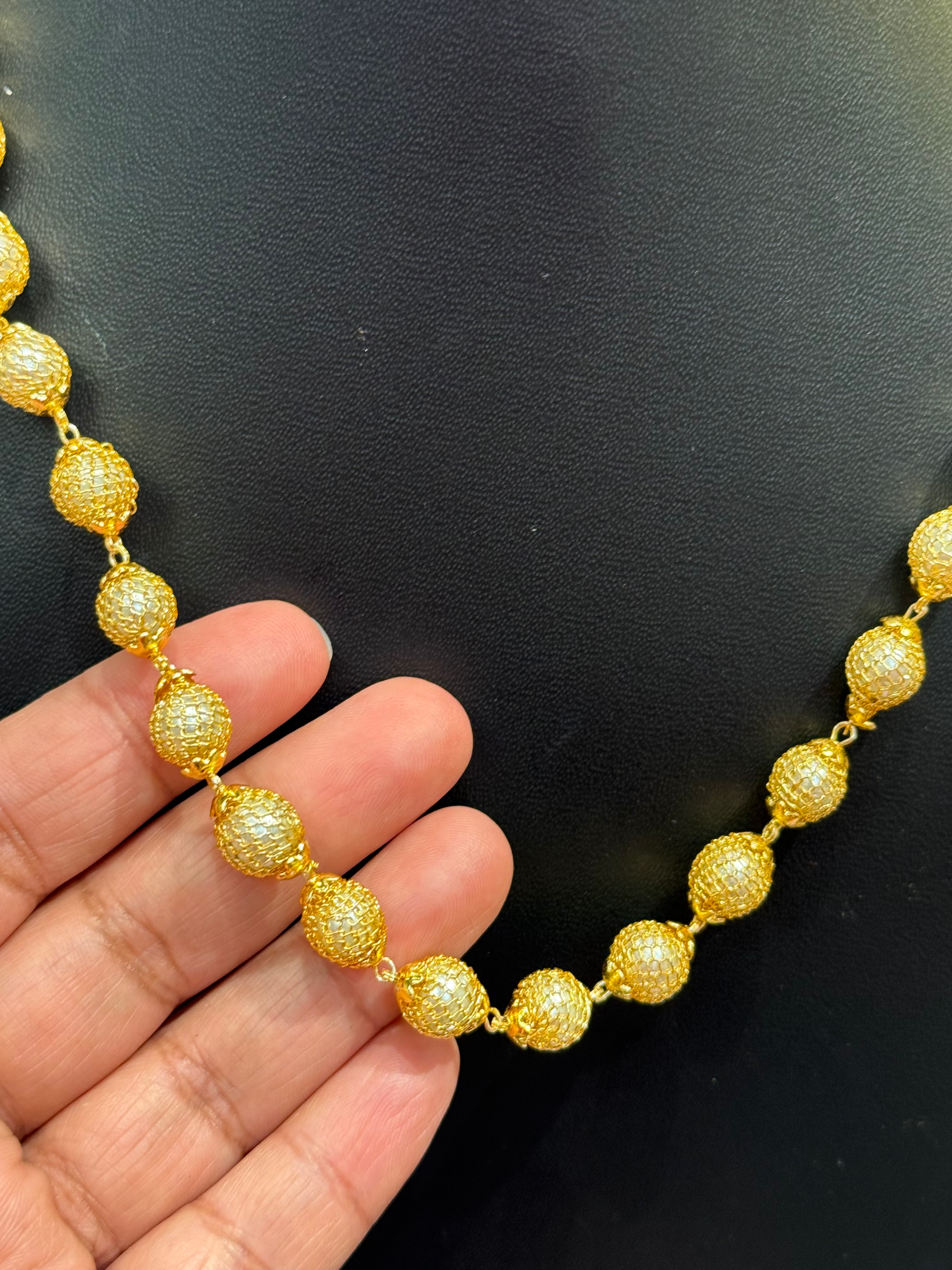 Gold Short Pearl Mala image 1