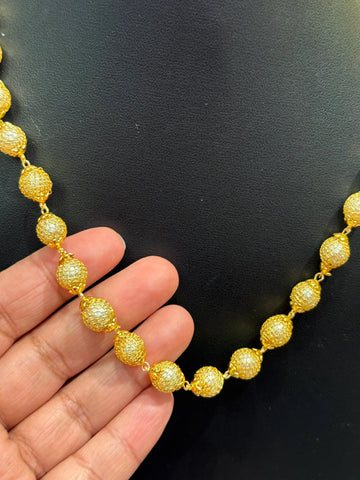 Gold Short Pearl Mala