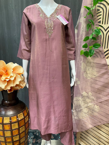 Light onion pink - 3 piece kurti set