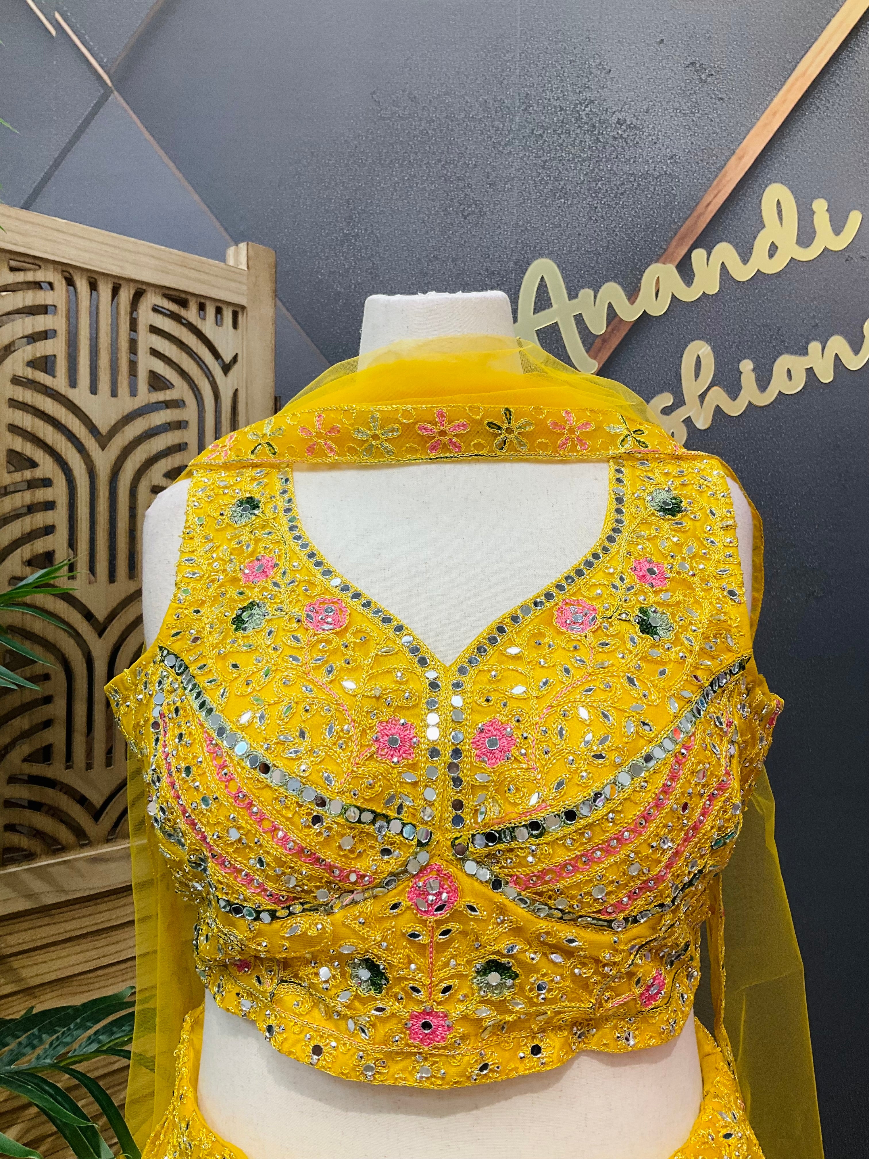 Plus size party wear lehanga