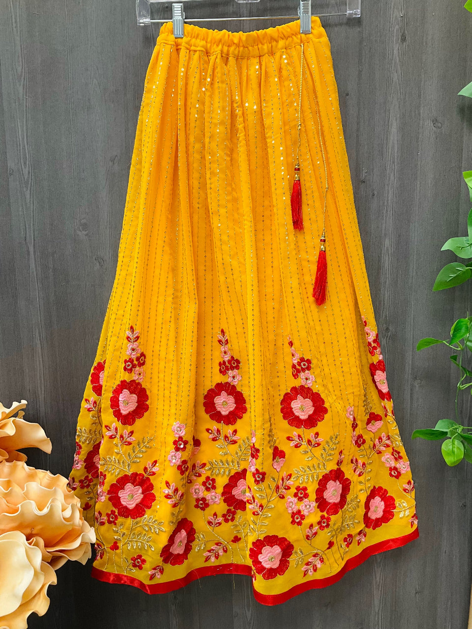 Kids lehenga choli set with waist belt image 4