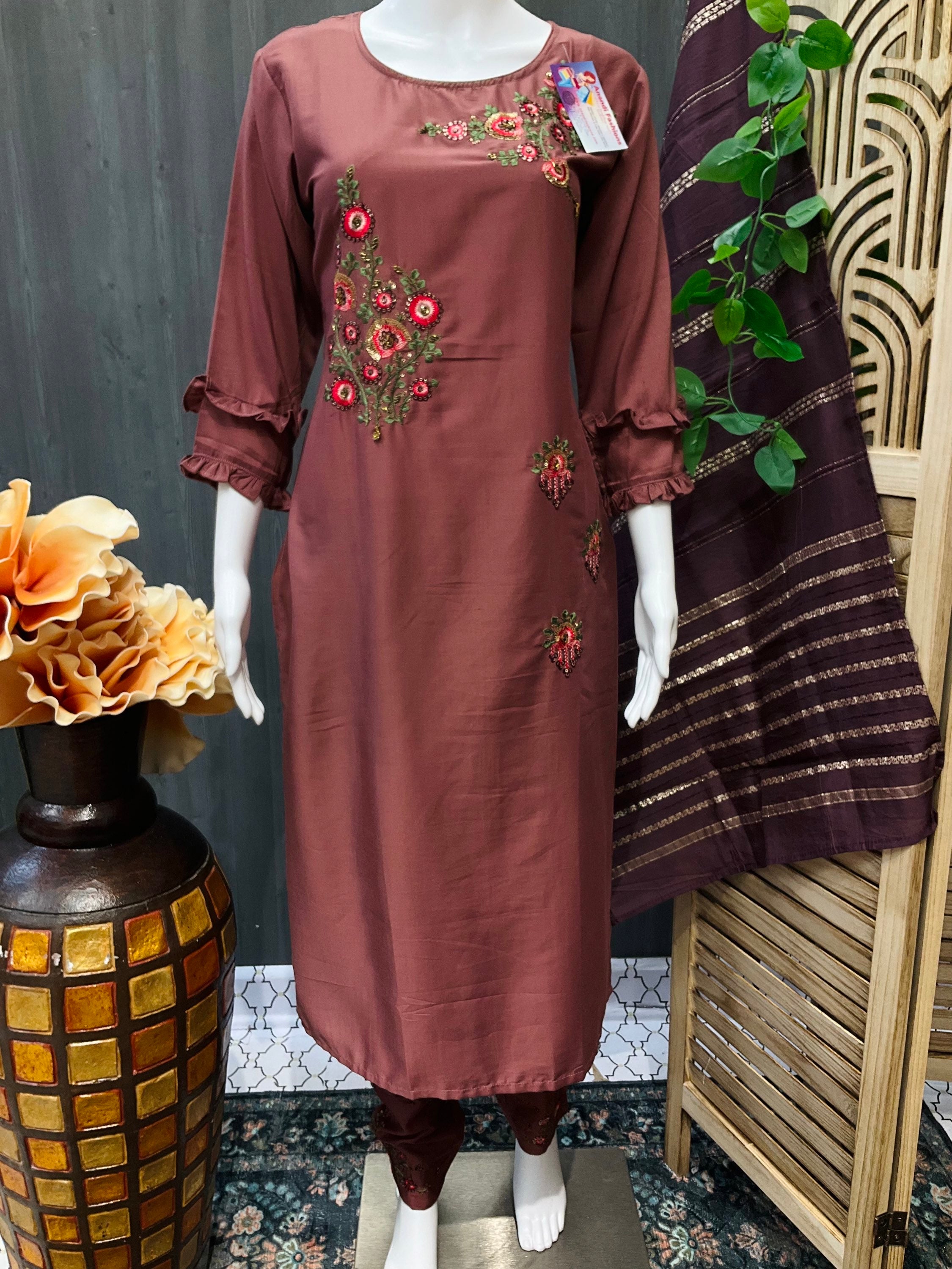 3 piece Party wear kurti set- Size 38/US XS image 0
