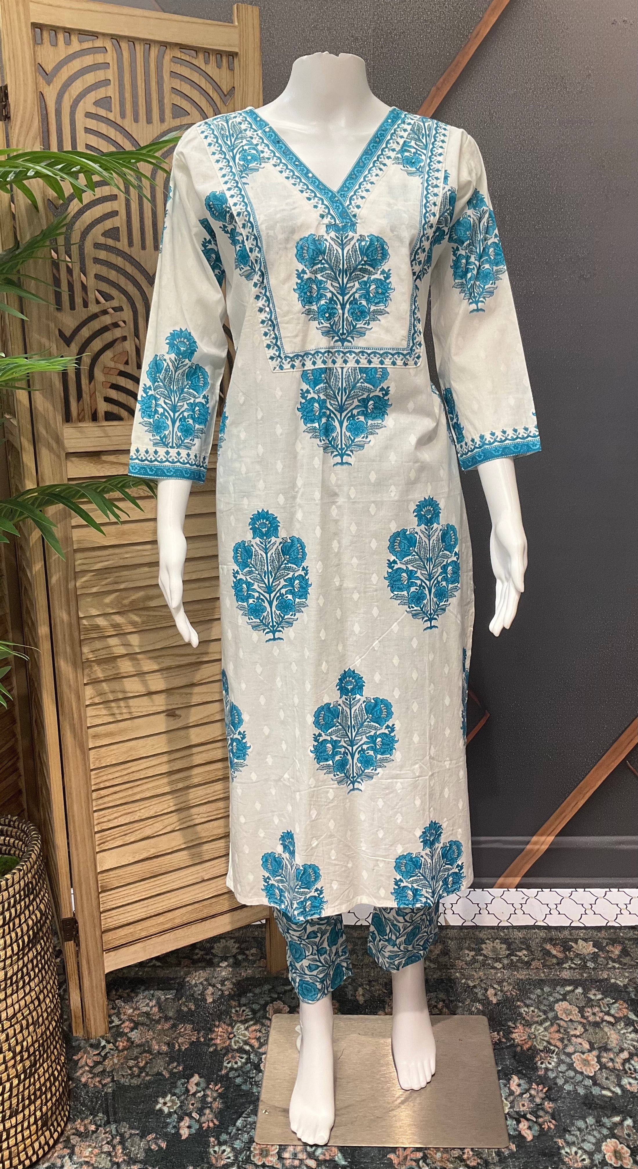 Size 42- White Pure Cotton Kurti set with Blue print