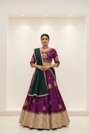 Garba Dandiya Chaniya Choli Sets