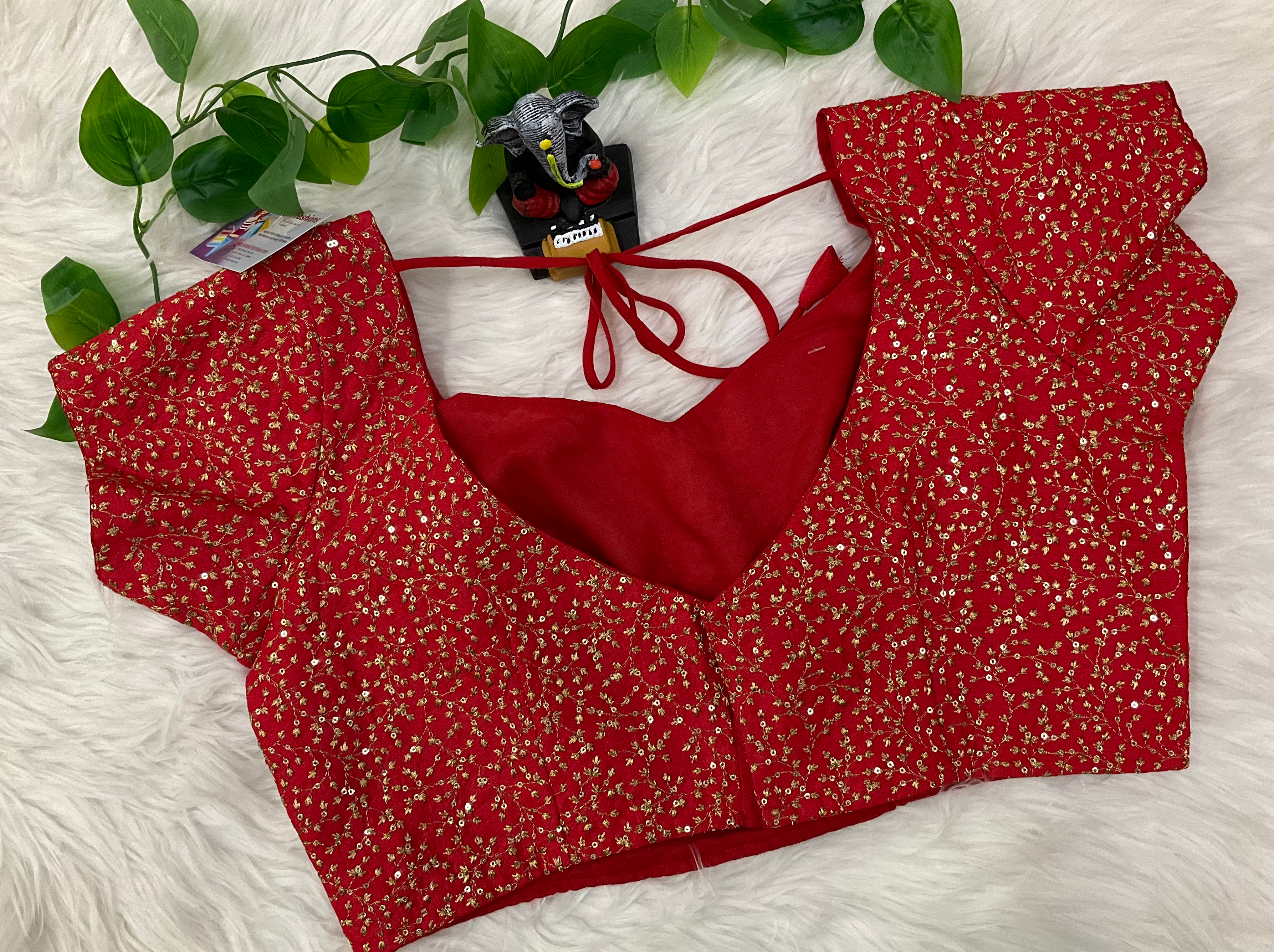 Red Blouse with Zari embroidery in Size 42/44 image 1