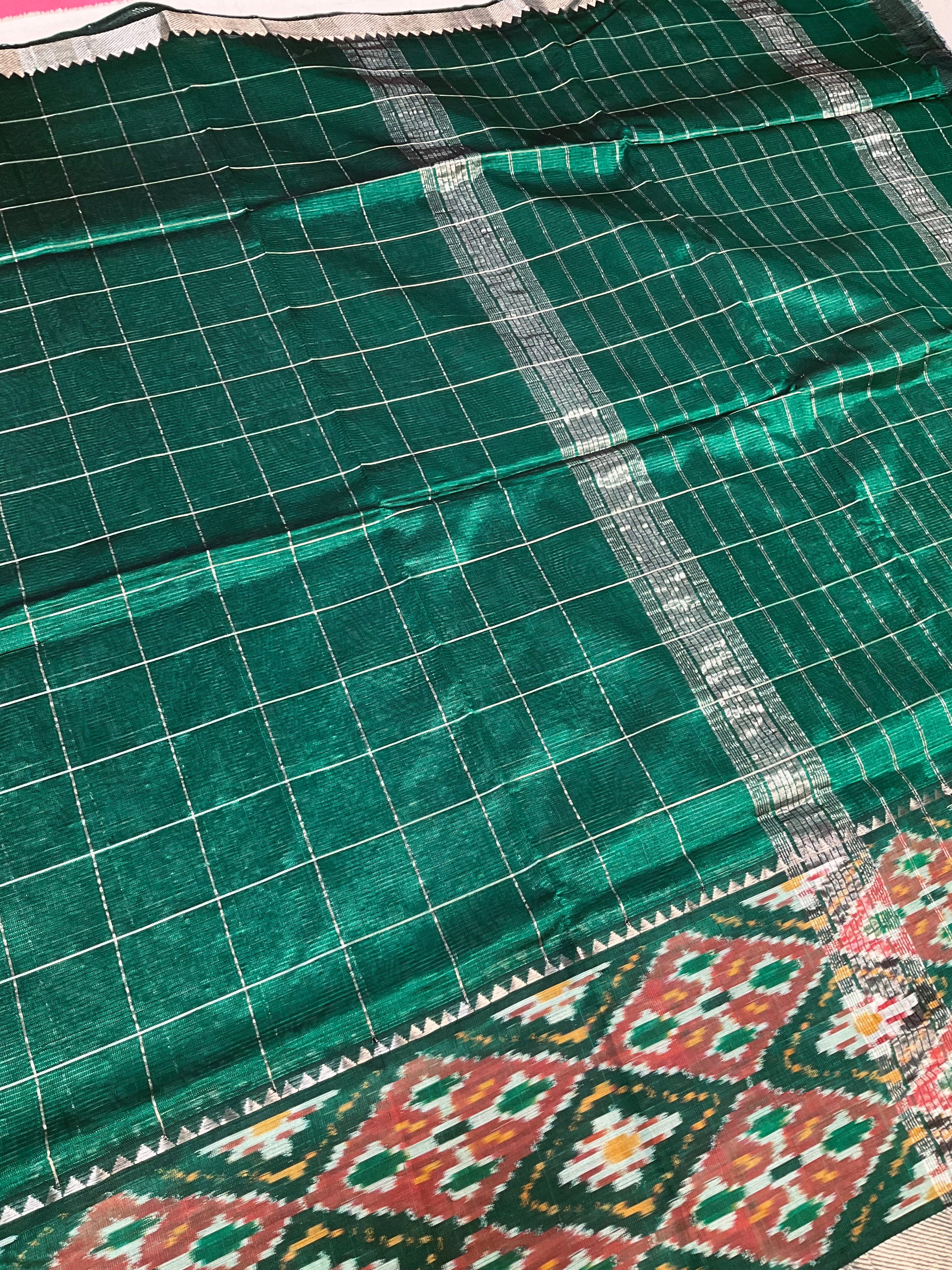 Mangalagiri Checks Saree with Ikkat Print