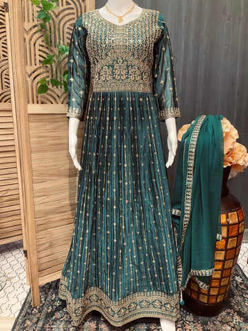 Size 38 Rama Green Long Party Wear Dress - Elegant Design