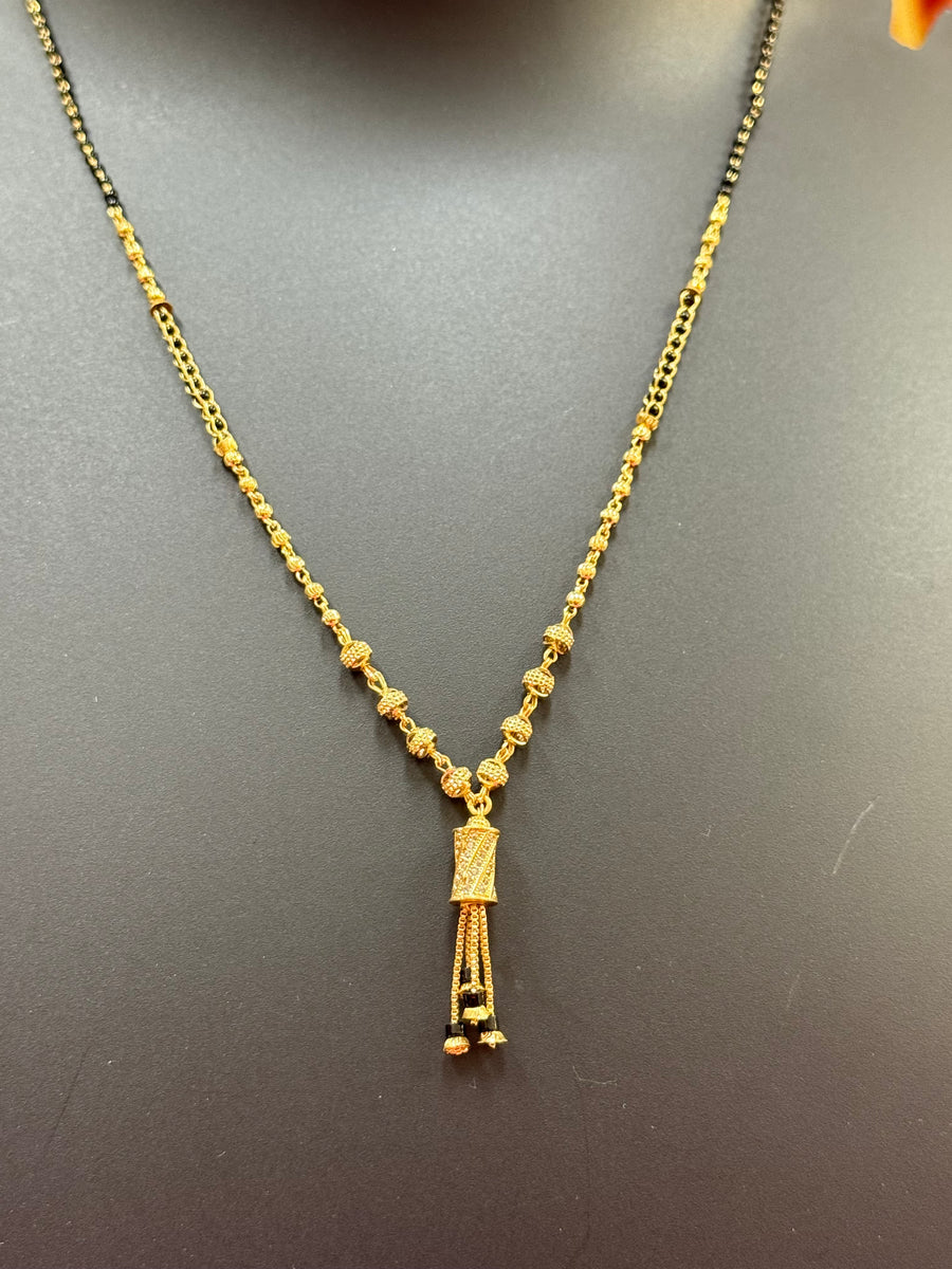 Black Beads Gold Chain Design 1