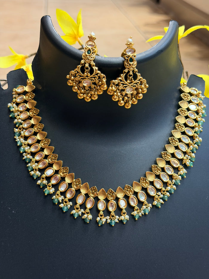 Mattfinish Kundan Necklace set
