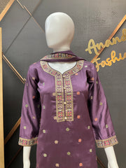 Teenage Girls Purple Embroidered Kurti Set