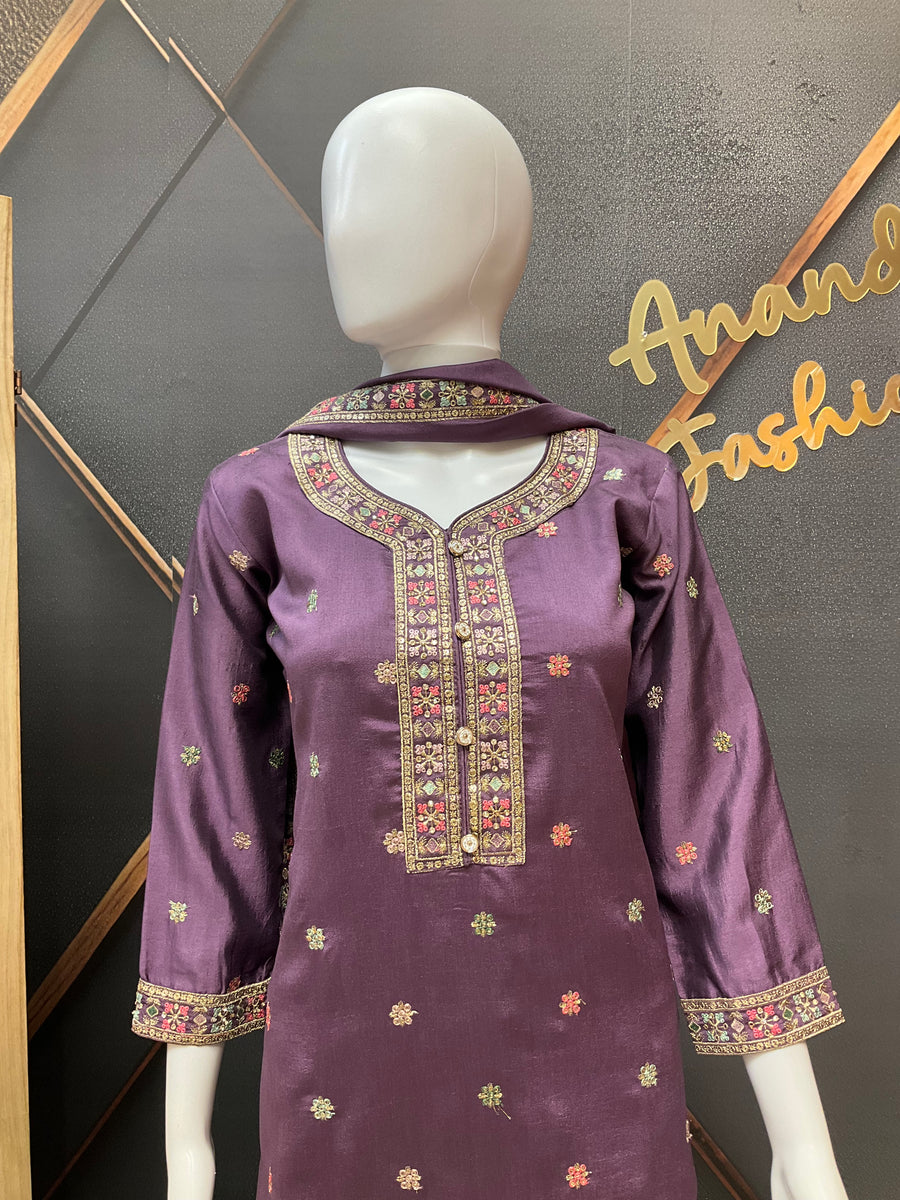 Teenage Girls Purple Embroidered Kurti Set
