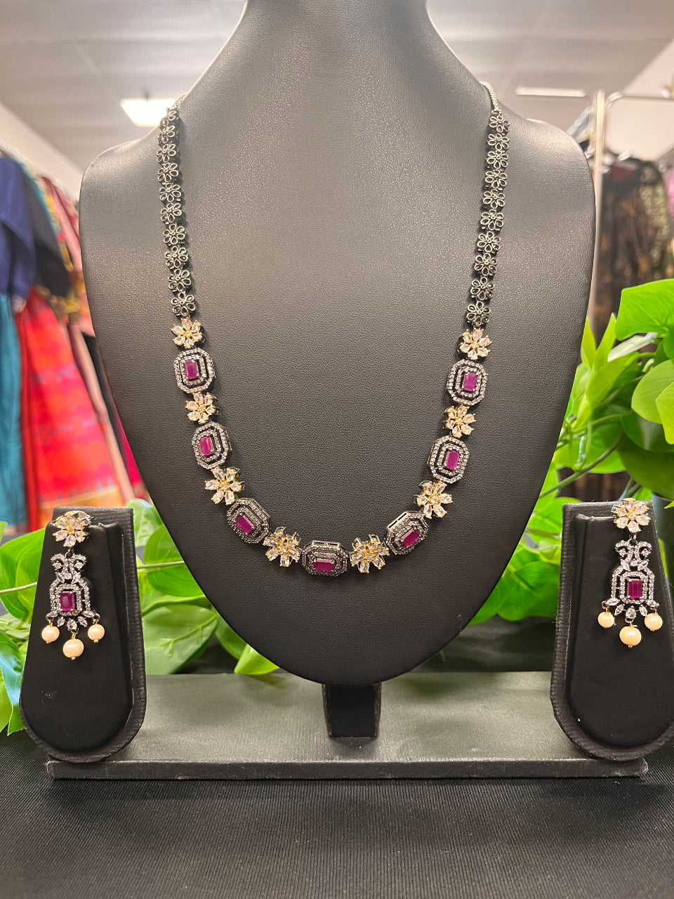 Necklace Set - Beautiful Victorian Mid-length Necklace set with Flower image 0