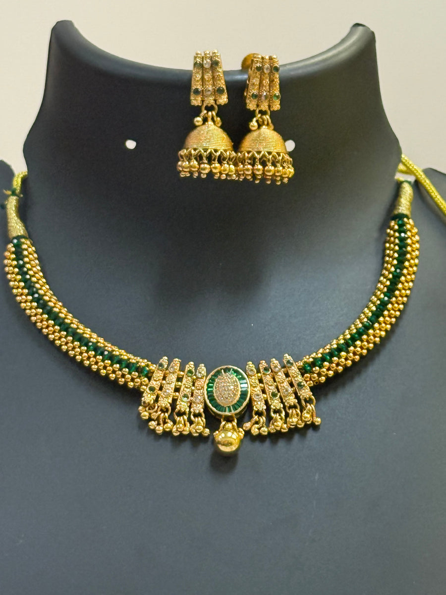 Thushi Green Necklace set