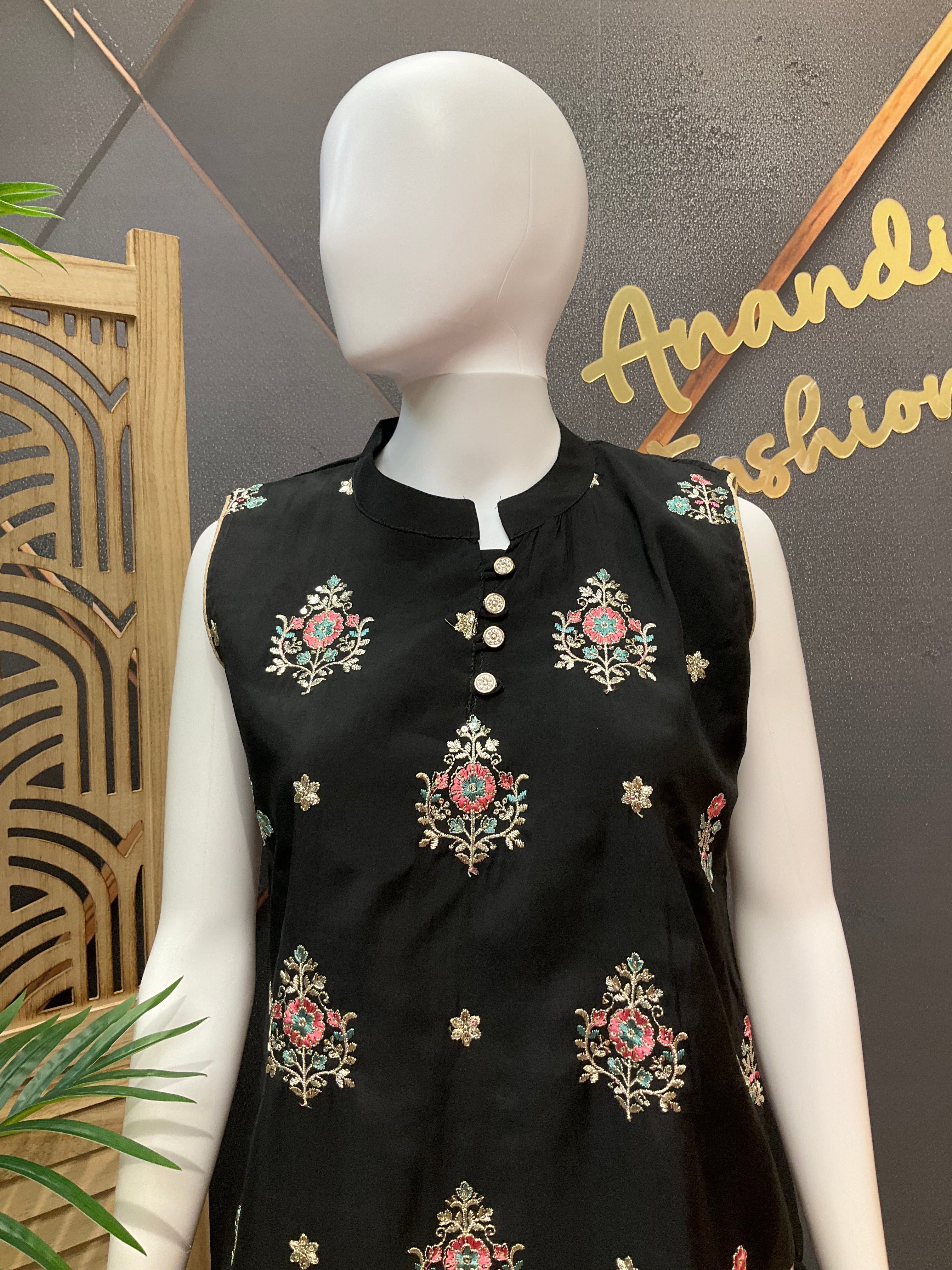 Black Sleeveless kurti sets