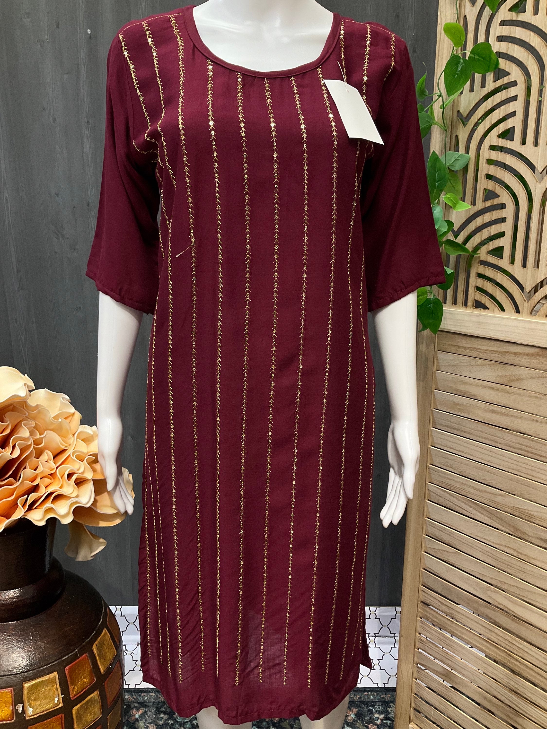 Soft Rayon Kurti with sequin work - Size 38/US XS image 4