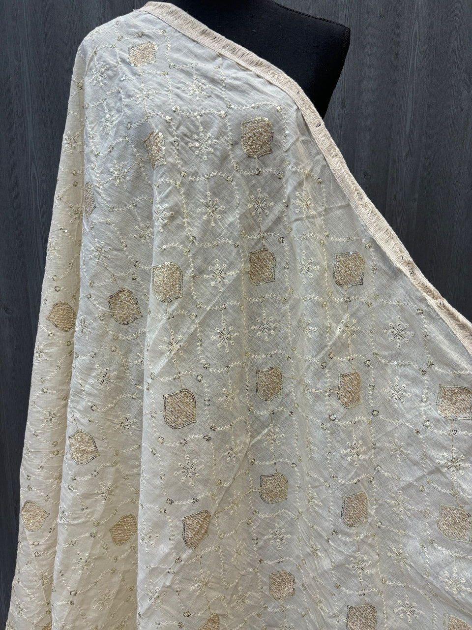 Half white color khaadi dupatta with thread work image 1