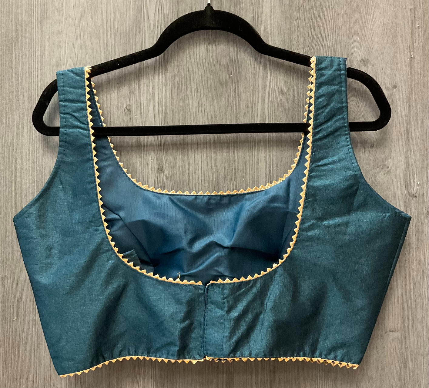 Plain Sleeveless blouse  image 1