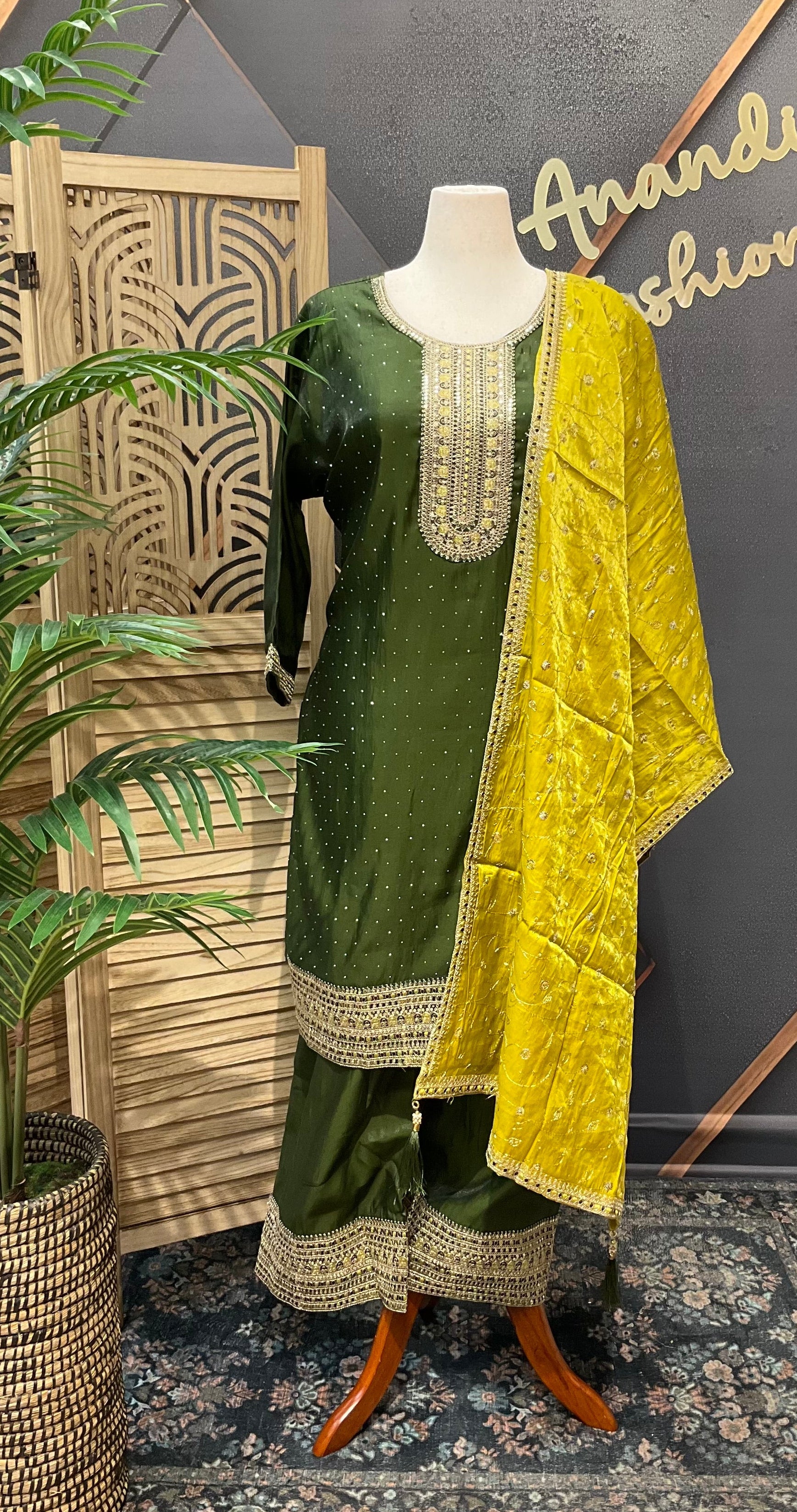 Plus Size - Green Party wear Kurti set- Size 54