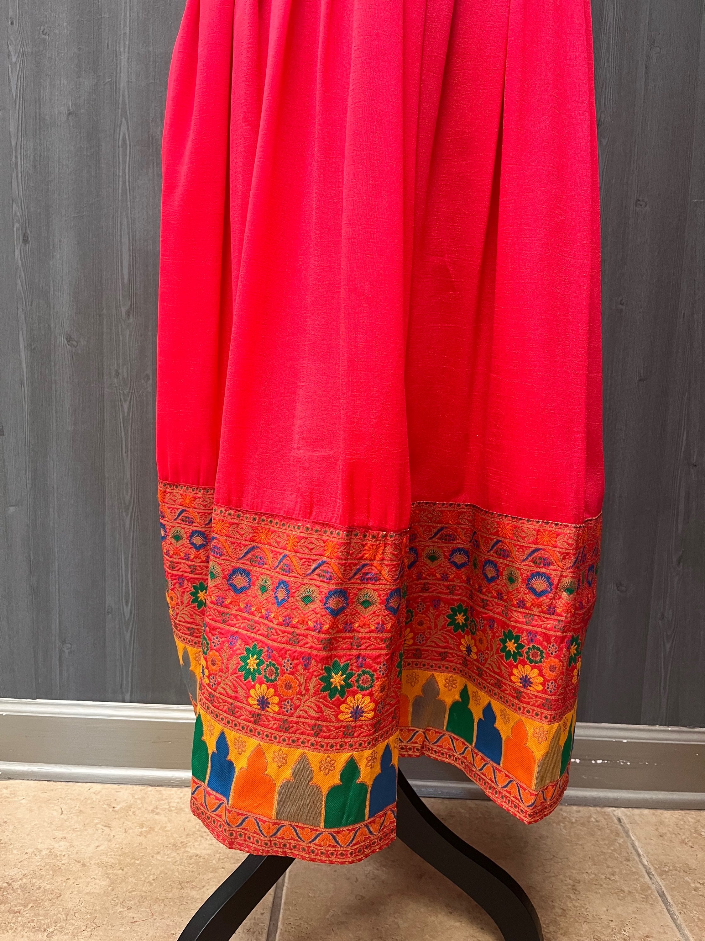 Size 40-Long Kurti - Vibrant Pink Kurti for the Bold and Stylish Woman image 2