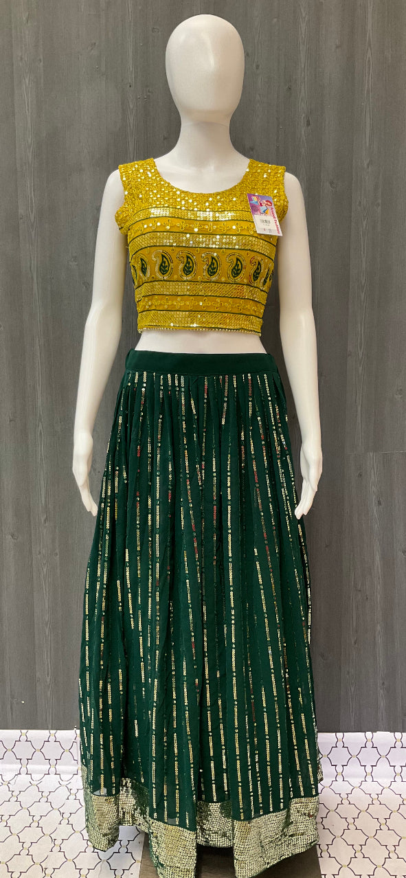 Lehenga Blouse Design - Exquisite and Stunning Lehenga Set Design image 4