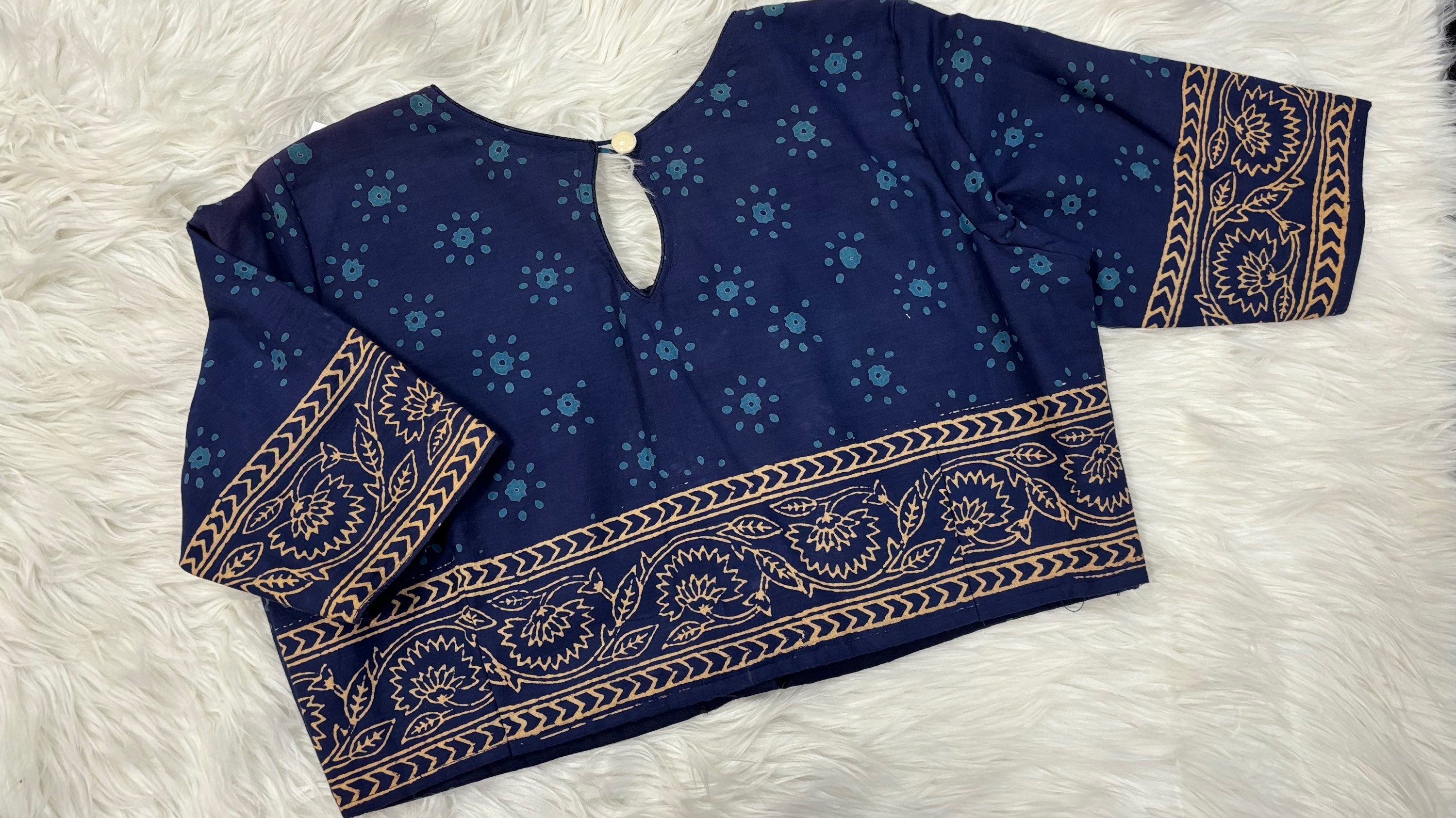 Pure Cotton Navy Blue front opening blouse - Size 40 image 1