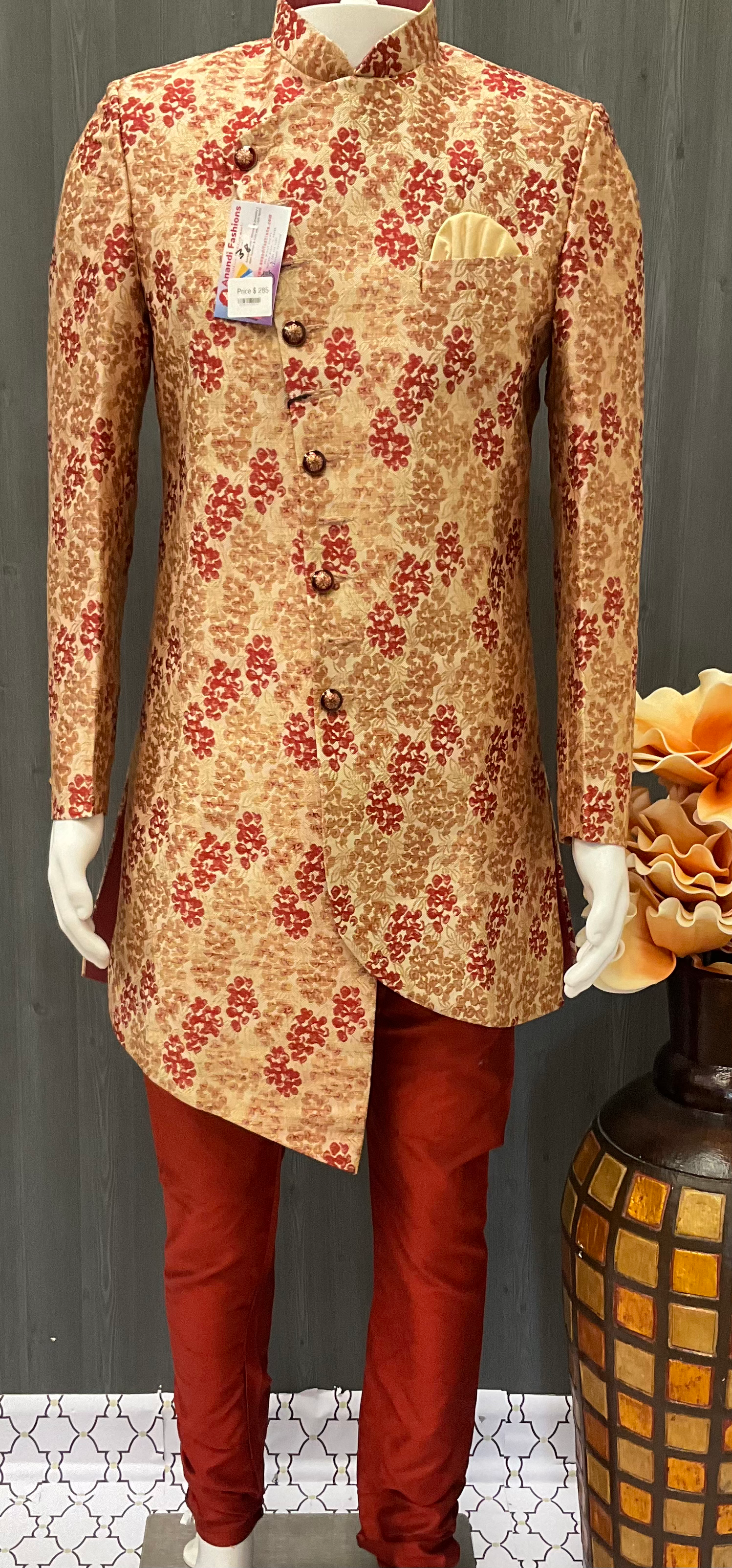Indo western Men’s Sherwani wear Size 38. image 1