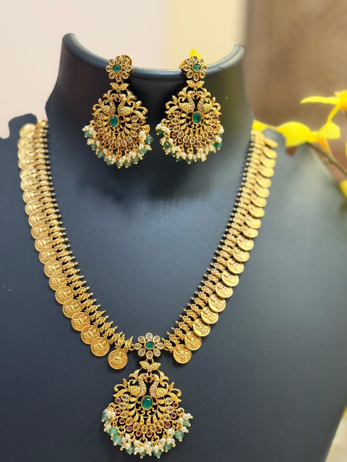 Goddess Lakshmi Necklace set- Kasula Peru- Traditional Style