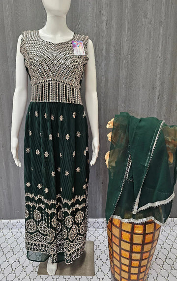 Party Wear Petite Nyra Cut Dress 3-Piece Set Size 38 - Flared Skirt