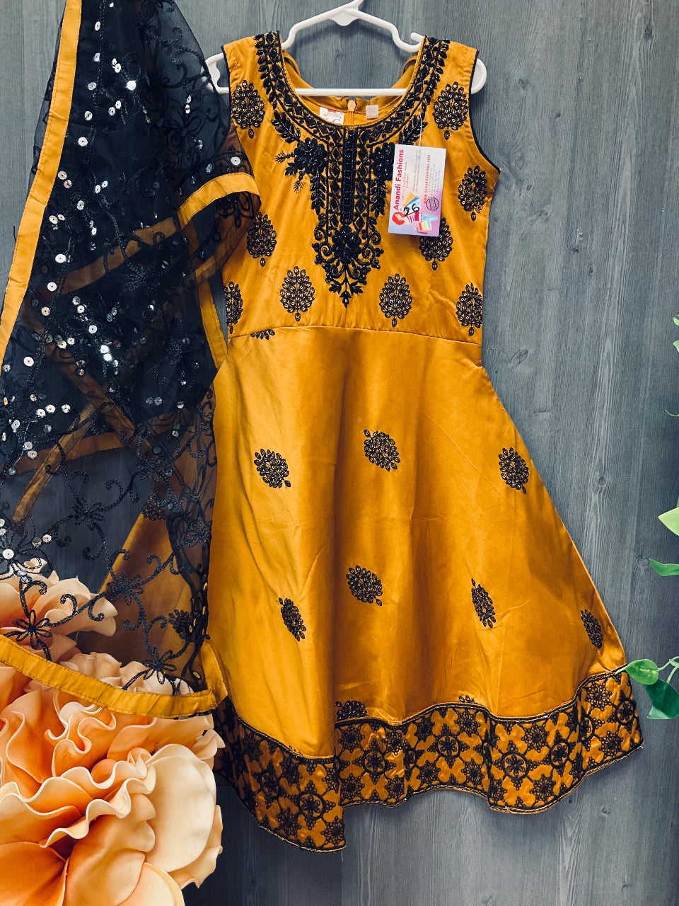 Girls 26 size mustard long frock with duppatta  image 1