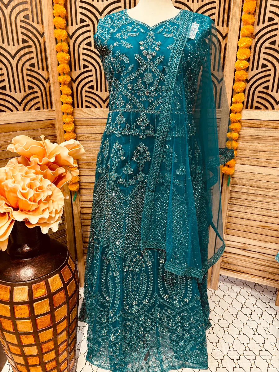 Stunning Plus Size Long Party Wear Dress